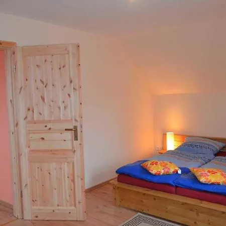 Haus Am Baerenstein Nyaraló *
