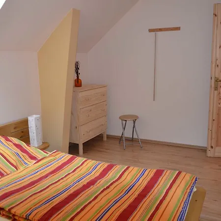 Haus Am Baerenstein Nyaraló *