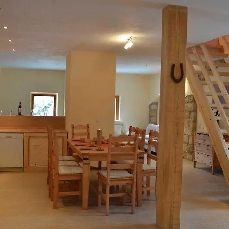 Haus Am Baerenstein Nyaraló Struppen
